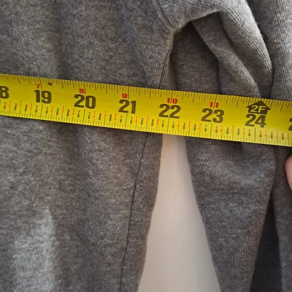 OBEY Propaganda Grey Sweatshirt - Picture 3 of 4